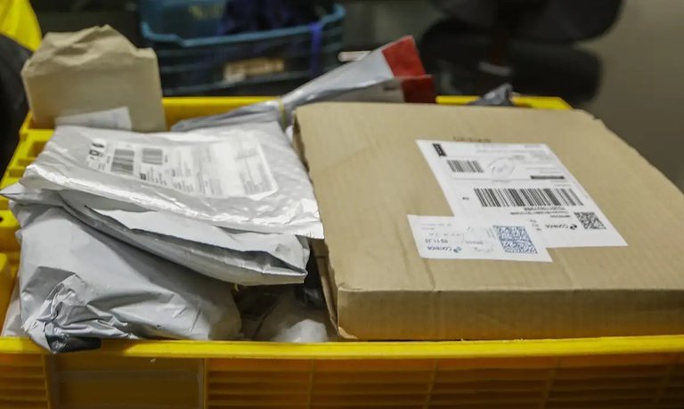 Governo nega volta da “taxa das blusinhas” em 2027, mas compras internacionais passam a pagar CBS com a reforma tributária